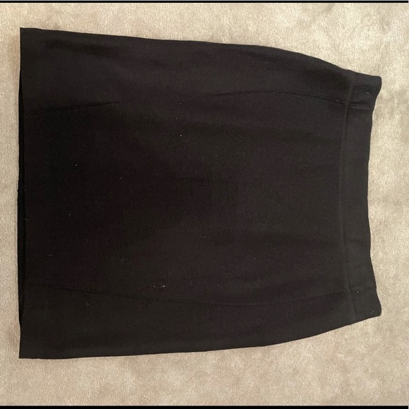 Marc Cain wool skirt - Picture 2 of 6